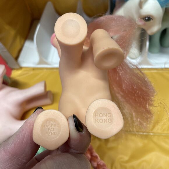 Vintage G1 My Little Pony Lot Of 6 With Carry Case 1980’s Unicorn Pegasus - Picture 12 of 16